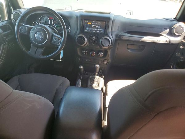 2017 JEEP WRANGLER UNLIMITED SPORT 4X4