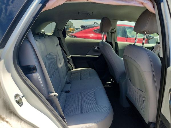 2019 KIA NIRO LX (PHEV)