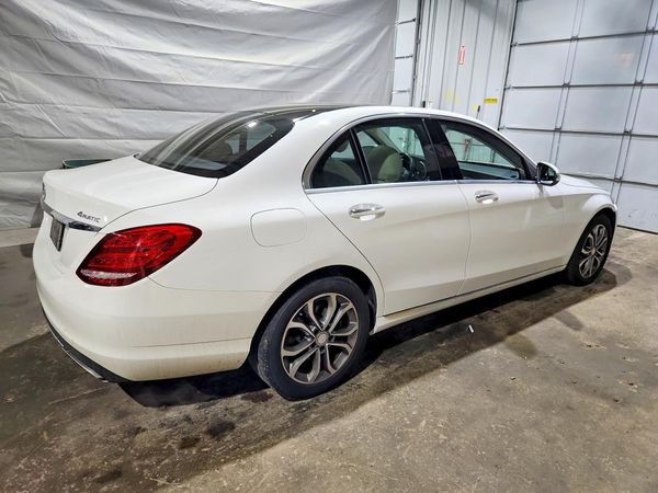 2016 MERCEDES-BENZ C C300-4M