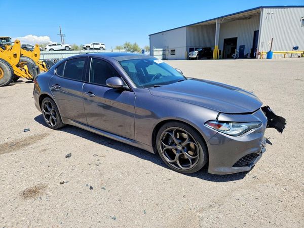 2017 ALFA ROMEO GIULIA TI RWD