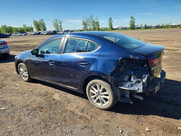 2018 MAZDA 3 SV