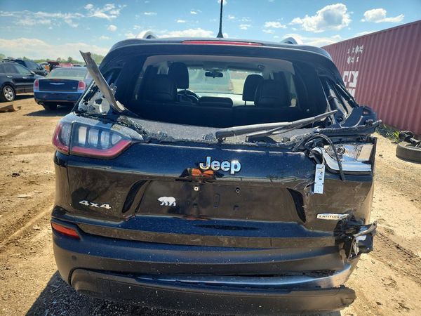 2020 JEEP CHEROKEE LATITUDE PLUS 4X4