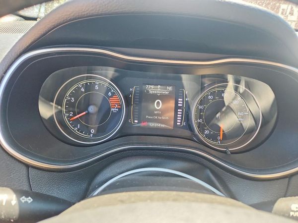 2020 JEEP CHEROKEE LATITUDE PLUS 4X4