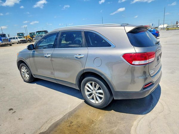 2017 KIA SORENTO