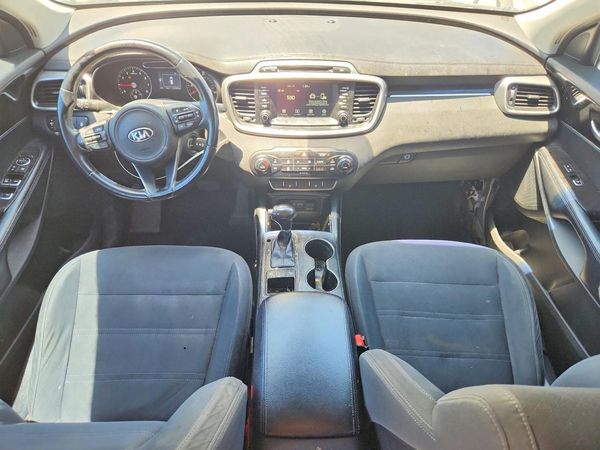 2017 KIA SORENTO
