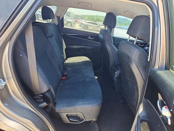 2017 KIA SORENTO