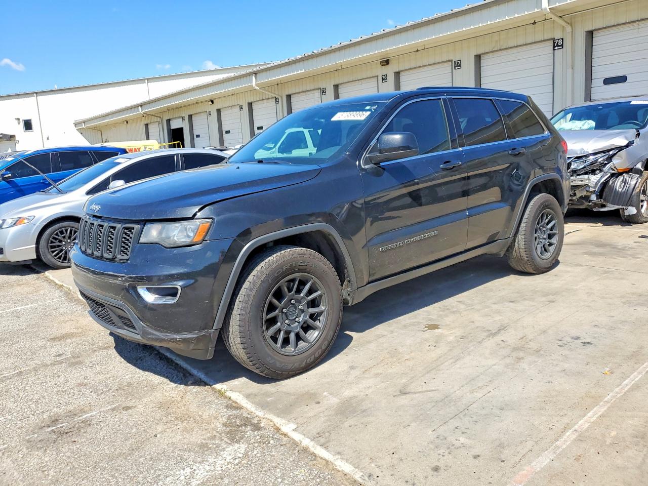2017 JEEP GRAND CHEROKEE LAREDO 4X2