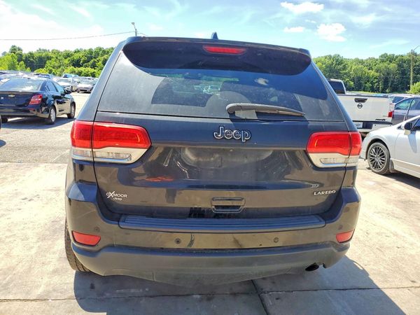 2017 JEEP GRAND CHEROKEE LAREDO 4X2