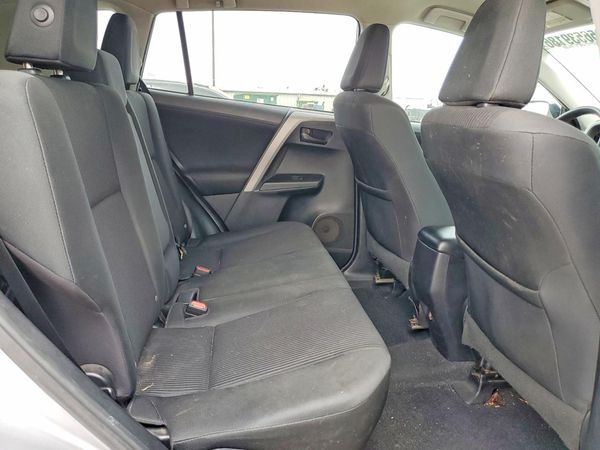 2016 TOYOTA RAV4 LE (X Grade)