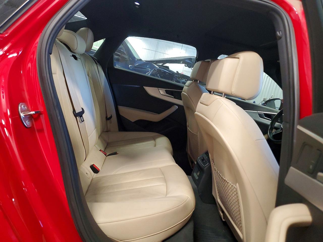 2017 AUDI A4 quattro Premium