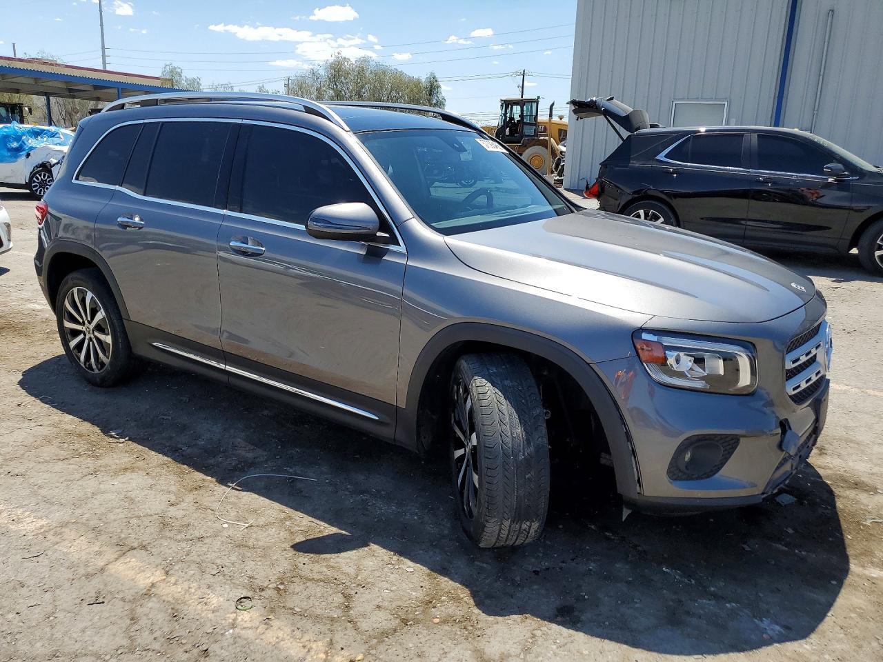 2022 MERCEDES-BENZ GLB GLB250