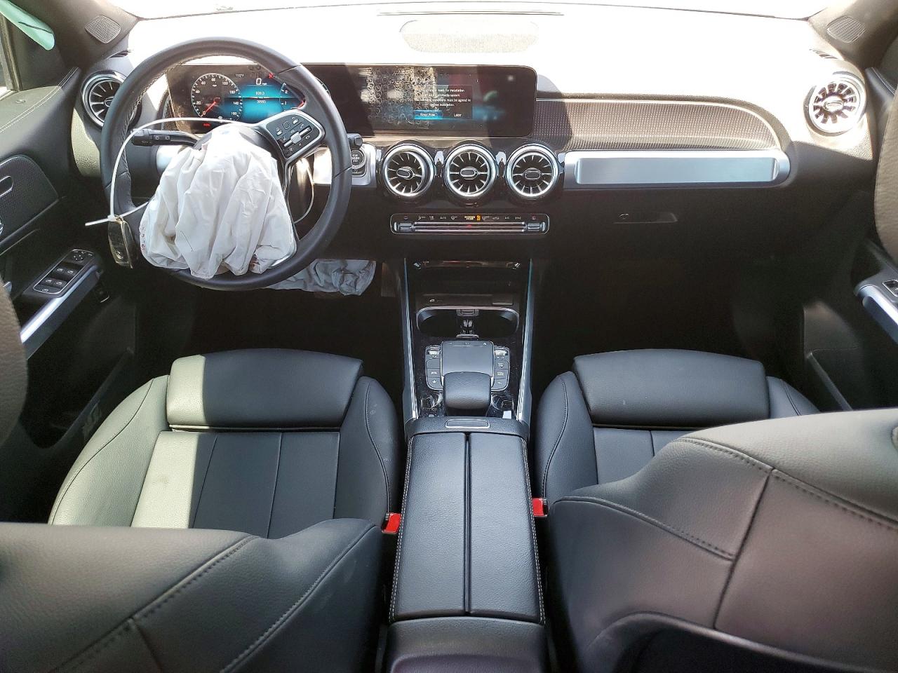 2022 MERCEDES-BENZ GLB GLB250