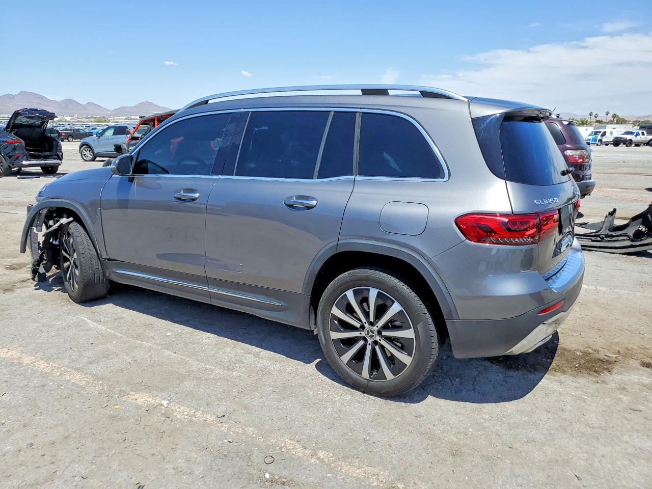 2022 MERCEDES-BENZ GLB GLB250