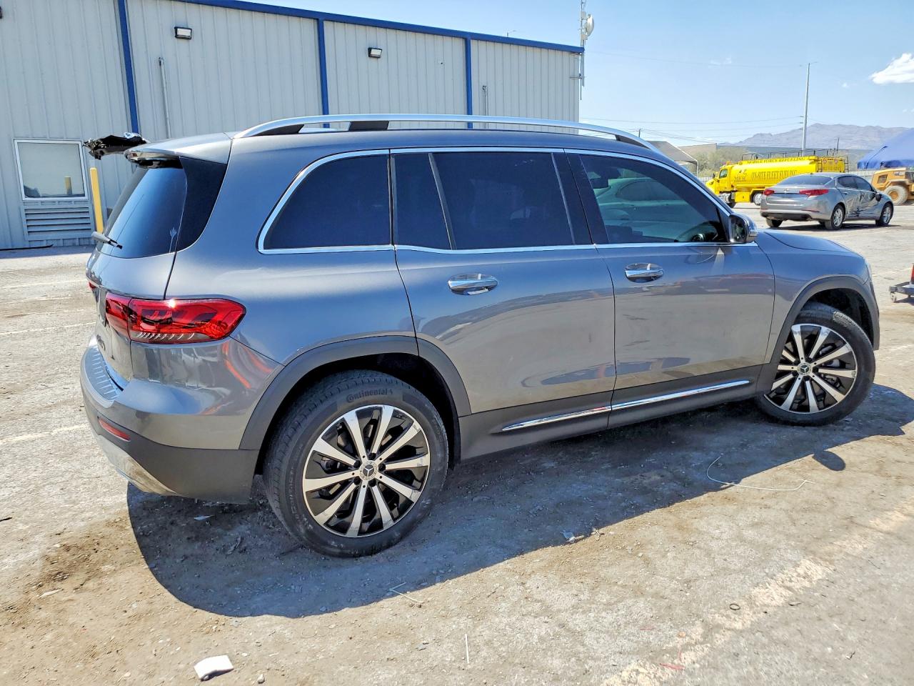 2022 MERCEDES-BENZ GLB GLB250
