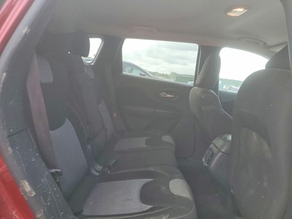 2016 JEEP CHEROKEE SPORT 4X4