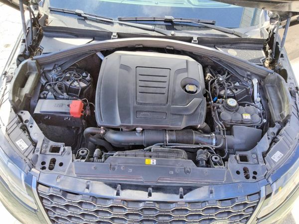 2018 LAND ROVER RANGE ROVER VELAR R-Dynamic SE
