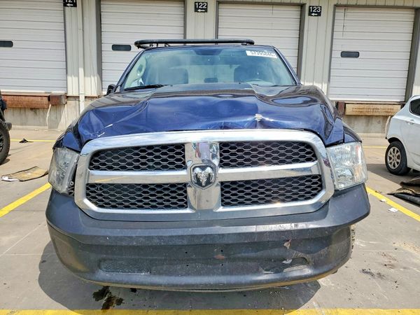 2016 RAM 1500 ST