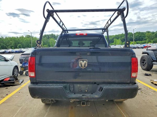 2016 RAM 1500 ST