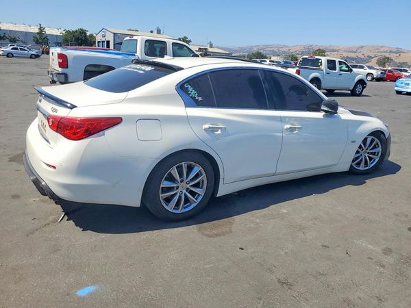 2017 INFINITI Q50