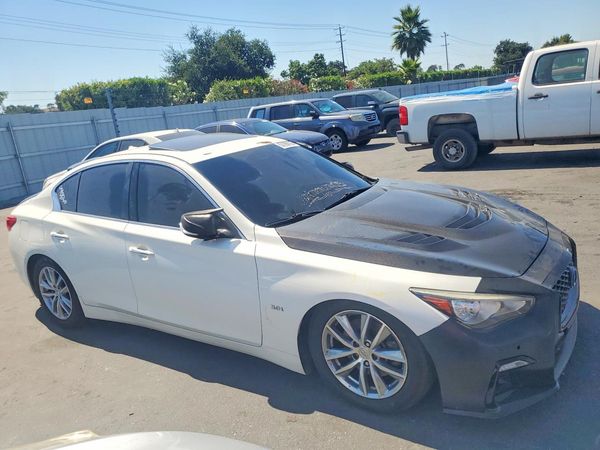2017 INFINITI Q50