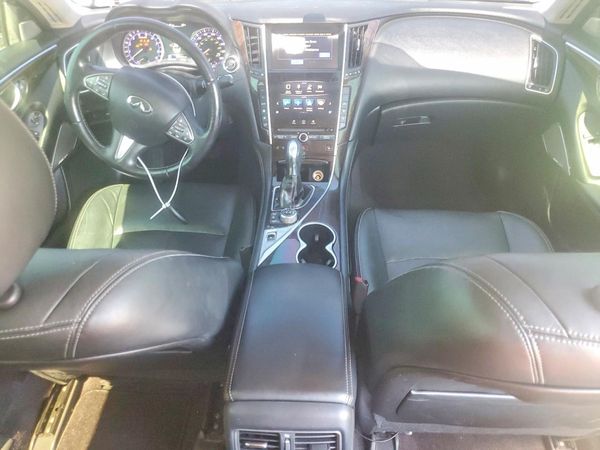 2017 INFINITI Q50