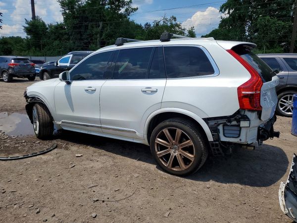 2016 VOLVO XC90