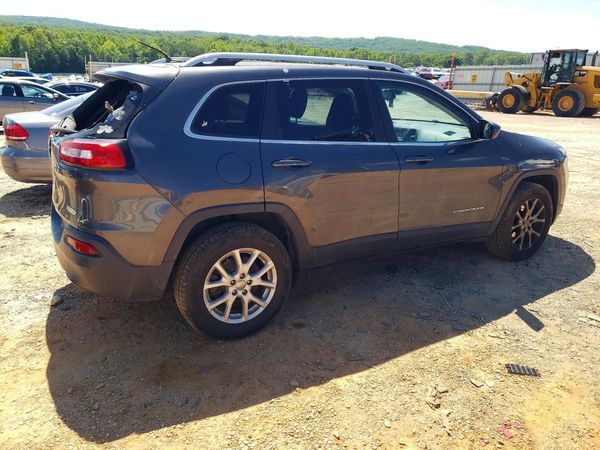 2015 JEEP CHEROKEE LATITUDE 4X4