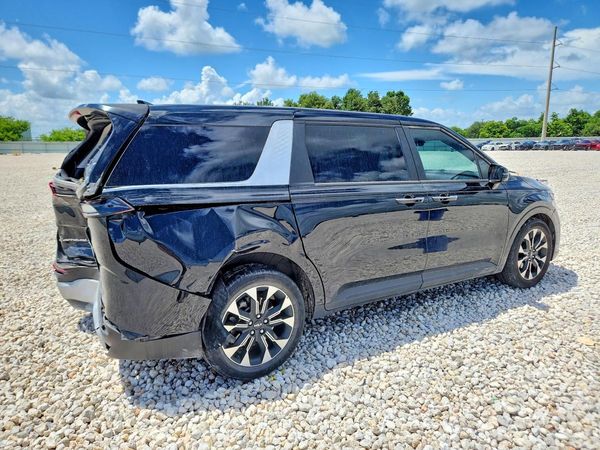 2022 KIA CARNIVAL EX