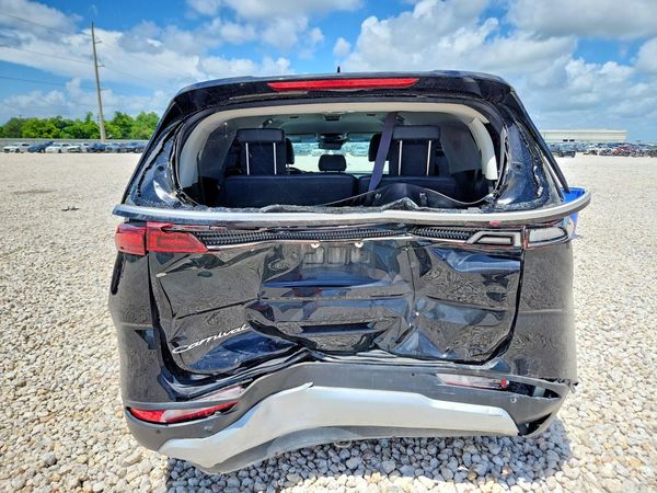 2022 KIA CARNIVAL EX