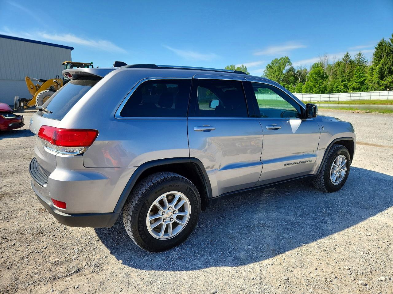 2019 JEEP GRAND CHEROKEE LAREDO 4X4