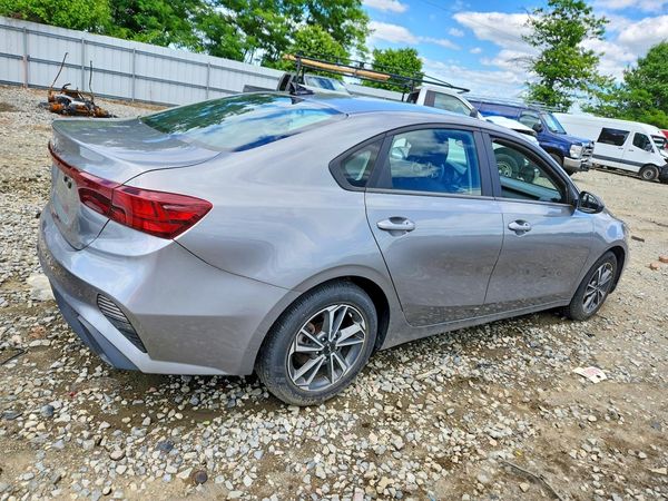 2022 KIA FORTE FE, LXS