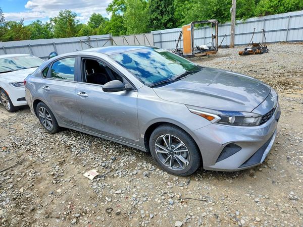 2022 KIA FORTE FE, LXS