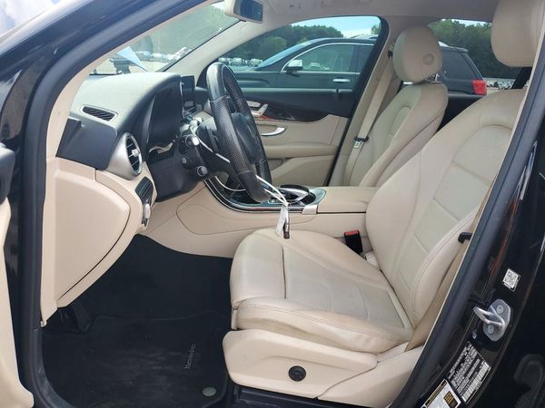 2016 MERCEDES-BENZ GLC GLC300