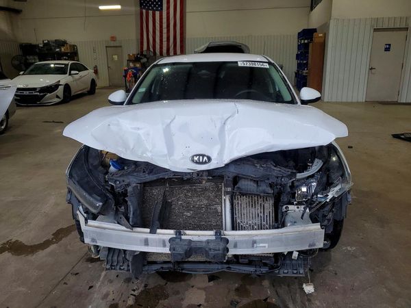 2021 KIA K5 LXS