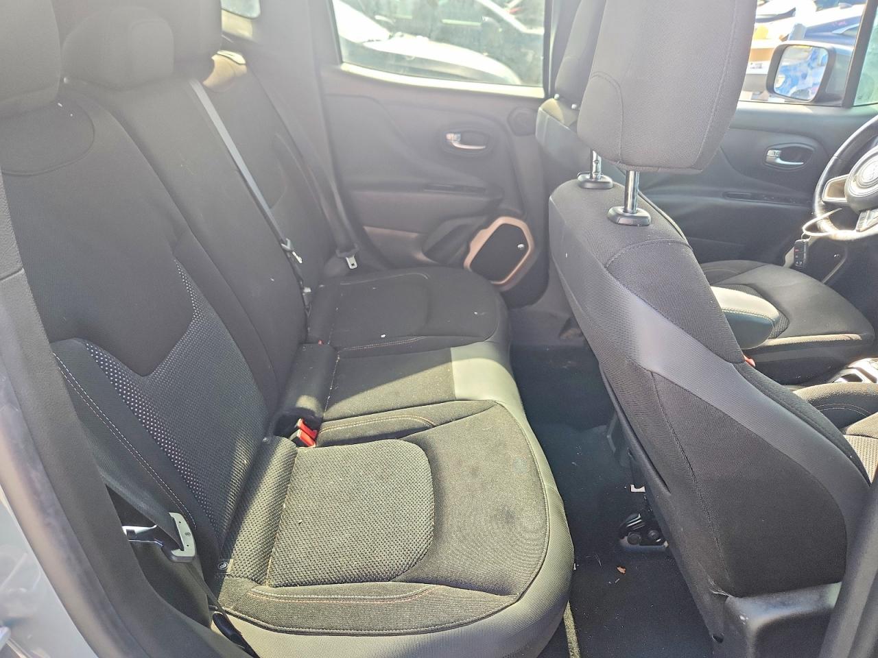 2016 JEEP RENEGADE LATITUDE 4X2