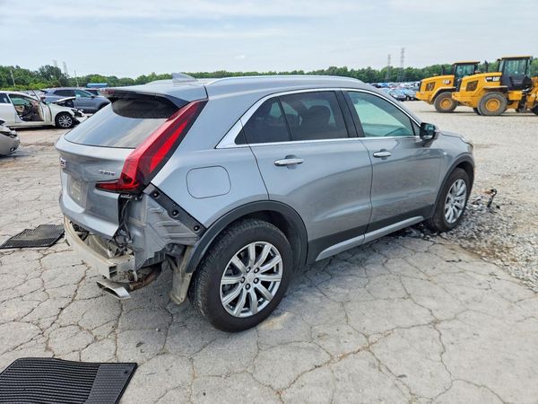 2023 CADILLAC XT4 Premium Luxury