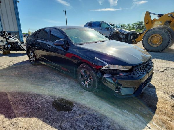 2022 KIA K5 LXS