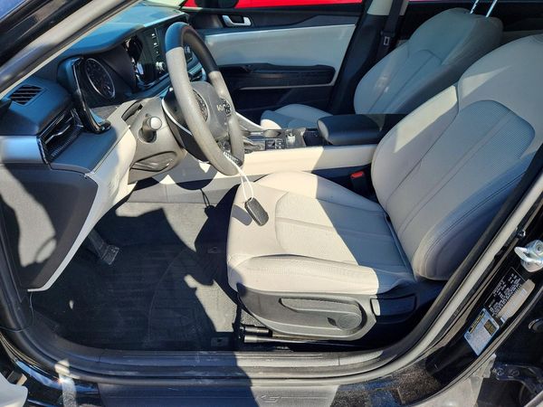 2022 KIA K5 LXS