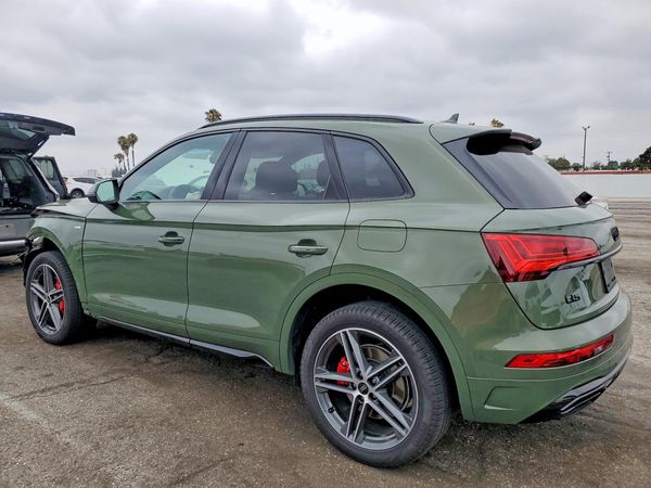 2024 AUDI Q5 E