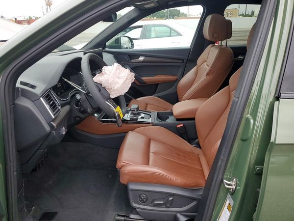 2024 AUDI Q5 E