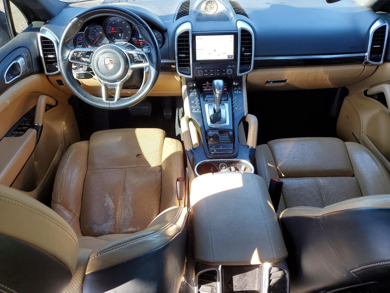 2018 PORSCHE CAYENNE Base / Platinum Edition
