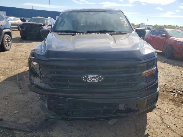 2025 FORD F150 XLT