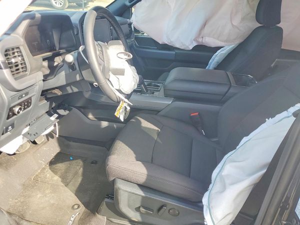 2025 FORD F150 XLT