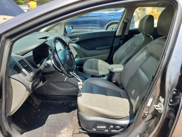 2014 KIA FORTE LX, EX