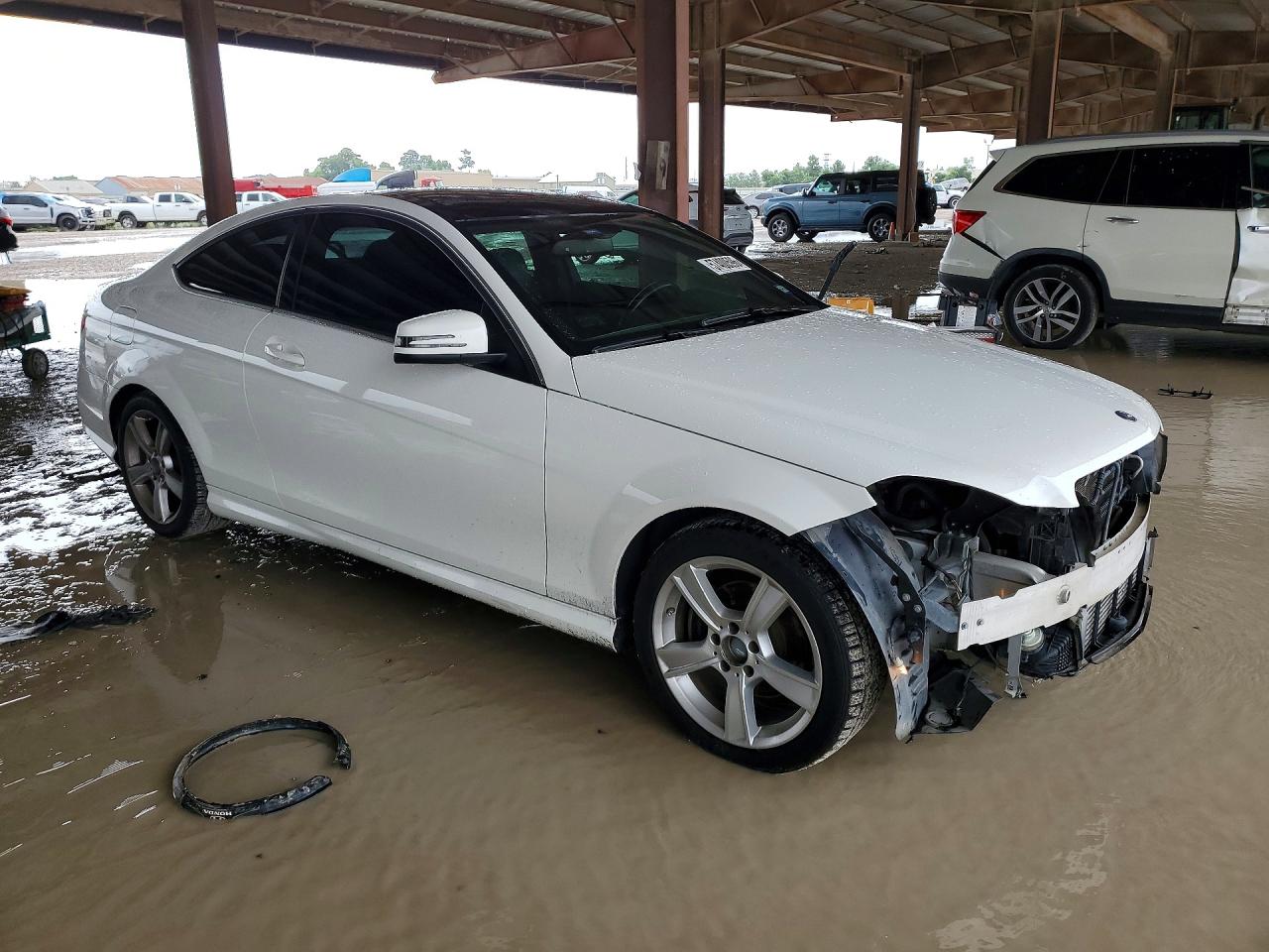 2014 MERCEDES-BENZ C C250