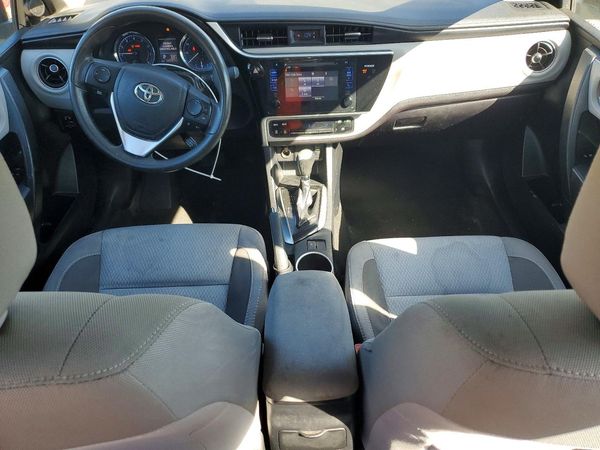 2017 TOYOTA COROLLA