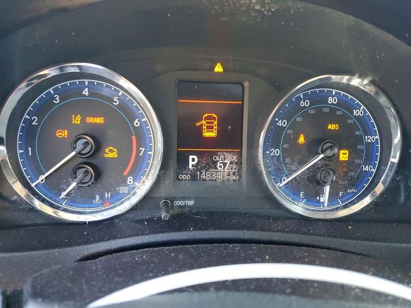 2017 TOYOTA COROLLA
