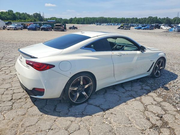 2017 INFINITI Q60