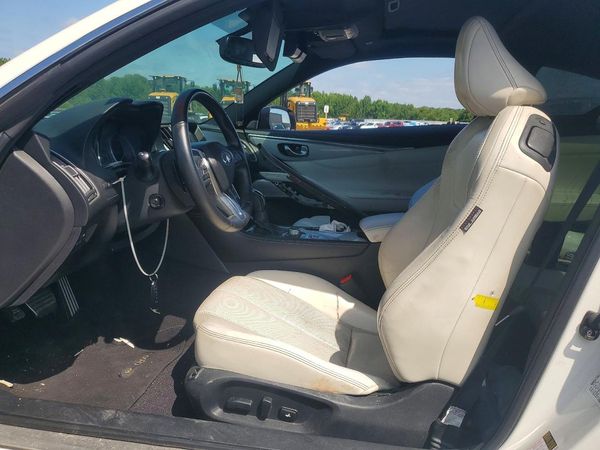 2017 INFINITI Q60