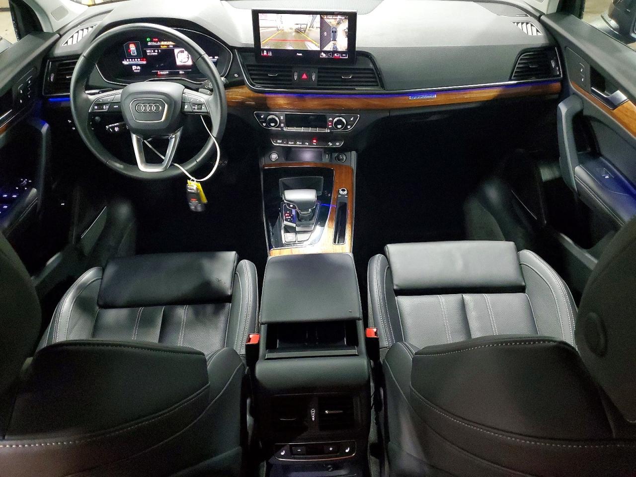 2023 AUDI Q5 S Line quattro Prestige